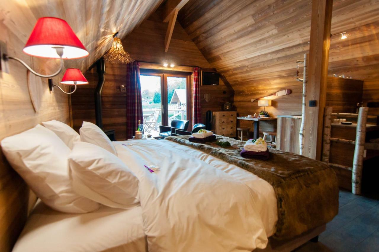 Aqualodge Hotel Insolite Ermeton-sur-Biert 외부 사진